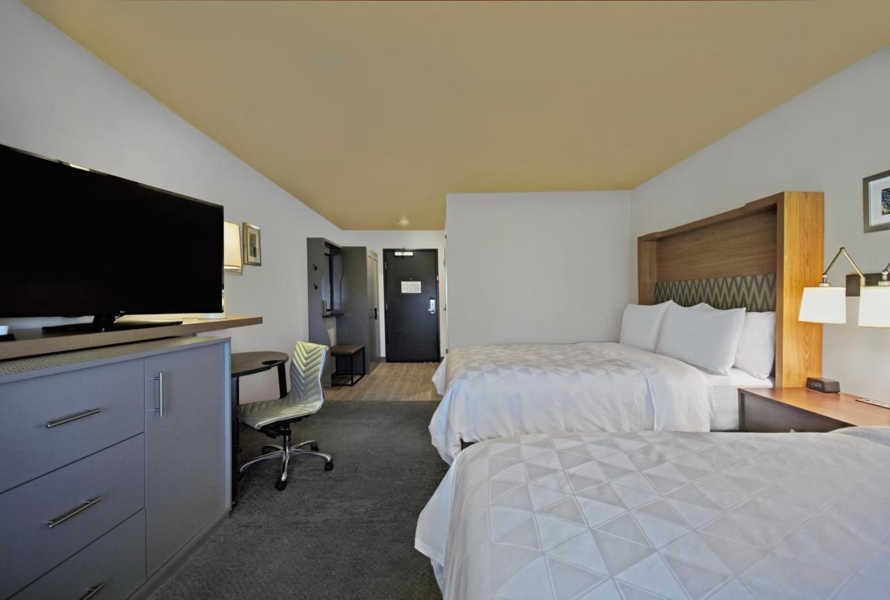 Holiday Inn Grand Rapids North - Walker By Ihg Exterior foto